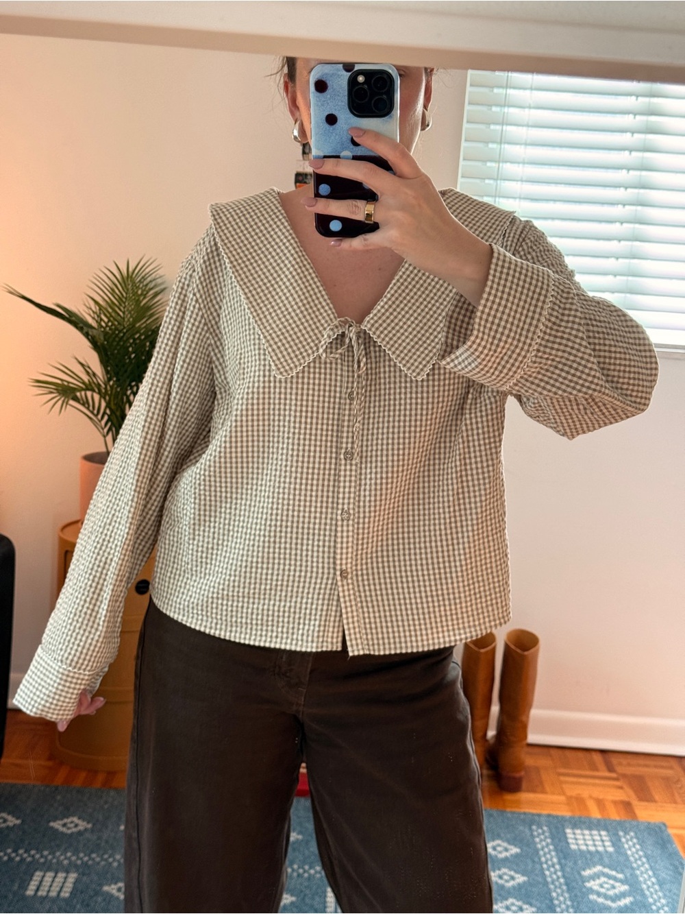 H&M Gingham Collared Blouse in Cream and Tan